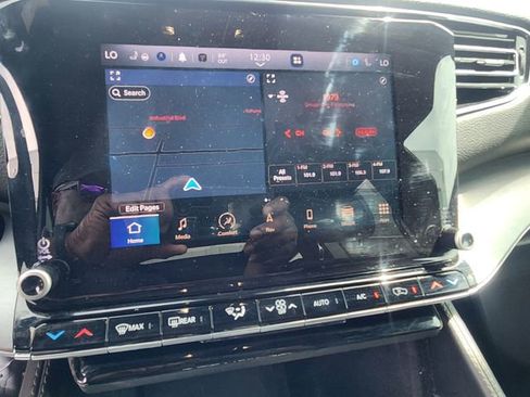 Used 2023 Jeep Wagoneer Series II image 22