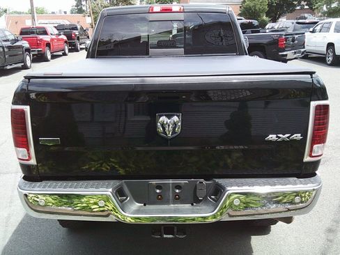 Used 2018 RAM 2500 Laramie w/ Snow Chief Group AWD/4WD image 8