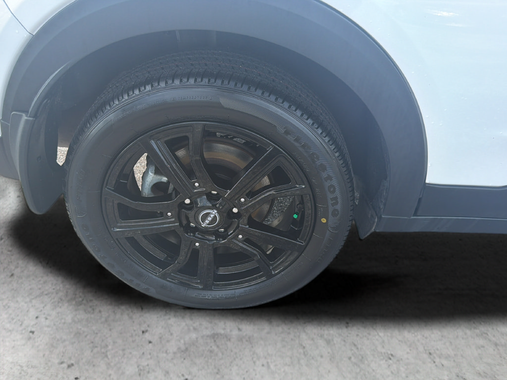 Certified 2024 Nissan Kicks SR w/ SR Premium Package FWD image 51