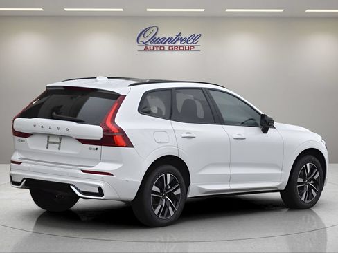 Certified 2026 Volvo XC60 B5 Plus w/ Protection Package Premier AWD/4WD image 4