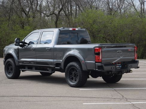 Used 2026 Ford F250 Lariat w/ Black Appearance Package image 24