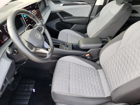Certified 2026 Volkswagen Tiguan S FWD image 8