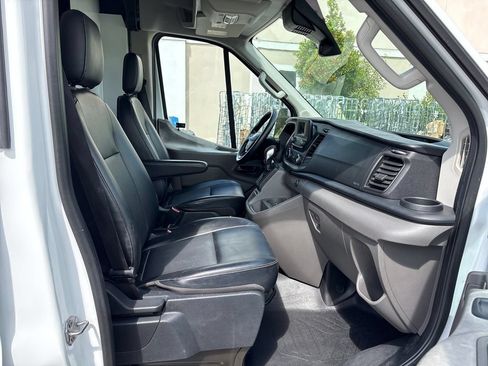 Used 2020 Ford Transit 250 Medium Roof RWD image 6