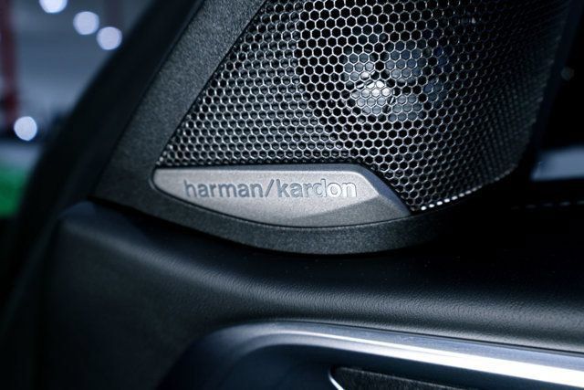 Used 2023 BMW M4 Coupe w/ M Carbon Exterior Package RWD image 40