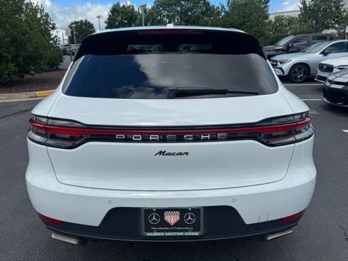 Used 2021 Porsche Macan AWD/4WD image 23