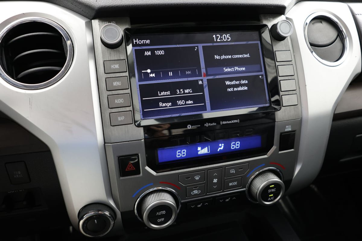 Used 2020 Toyota Tundra Limited AWD/4WD image 30