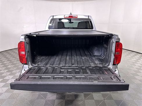 Used 2019 Chevrolet Colorado W/T w/ Custom Special Edition image 27