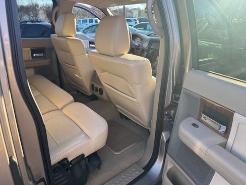Used 2004 Ford F150 Lariat image 26