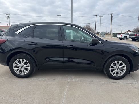 Used 2024 Ford Escape Active image 2