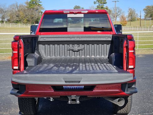 New 2026 Chevrolet Silverado 2500 High Country w/ Technology Package image 9