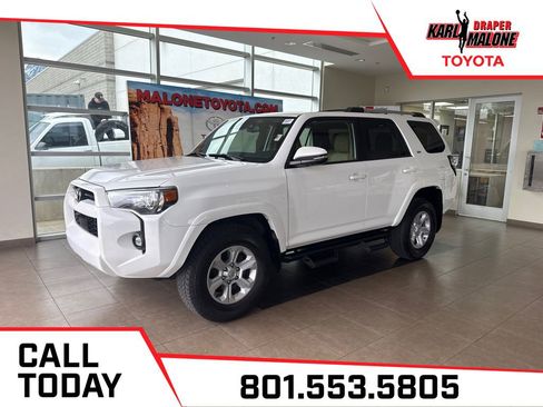 Certified 2022 Toyota 4Runner SR5 Premium w/ Moonroof Package AWD/4WD image 1