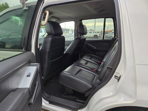 Used 2008 Mercury Mountaineer AWD image 10