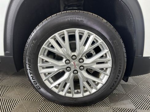 Used 2024 GMC Acadia Elevation w/ Luxury Package image 33