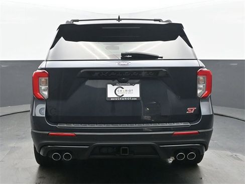 Used 2022 Ford Explorer ST w/ Equipment Group 401A image 5
