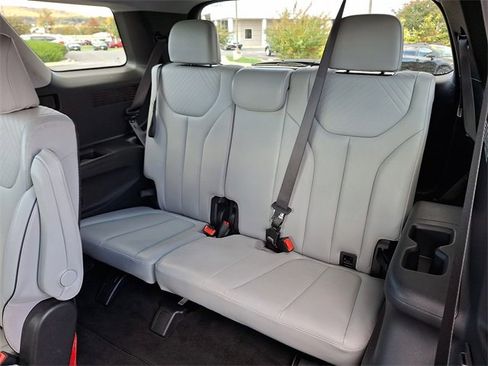 Used 2024 Hyundai Palisade SEL image 12