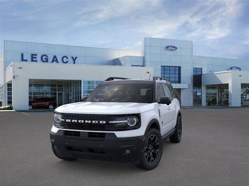 New 2025 Ford Bronco Sport Outer Banks w/ Outer Banks Tech Package+ image 2