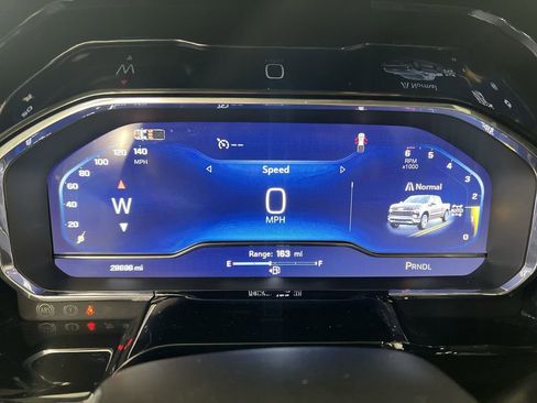 Used 2024 Chevrolet Silverado 1500 LT image 12