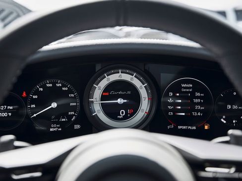 Used 2025 Porsche 911 Turbo S AWD/4WD image 45