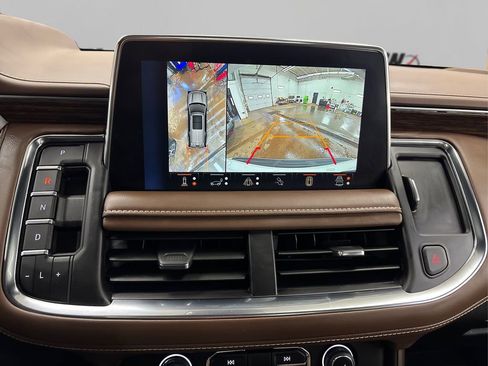 Used 2024 Chevrolet Tahoe High Country w/ Advanced Technology Package image 38