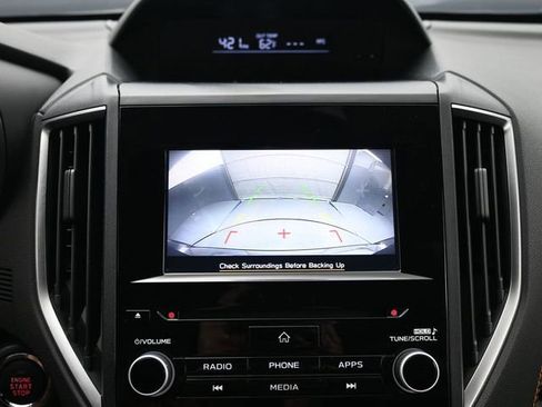 Used 2021 Subaru Crosstrek 2.0i Premium w/ Moonroof Package image 18