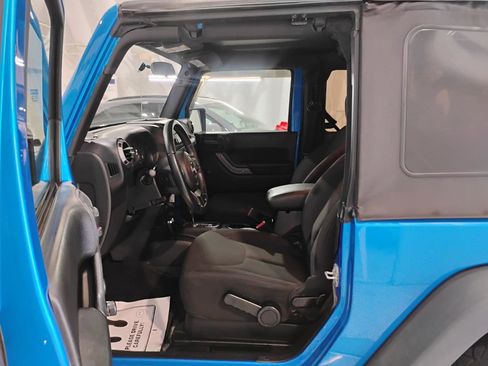 Used 2015 Jeep Wrangler Sport AWD/4WD image 64