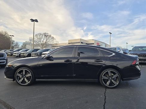 Used 2024 Honda Accord Sport image 5