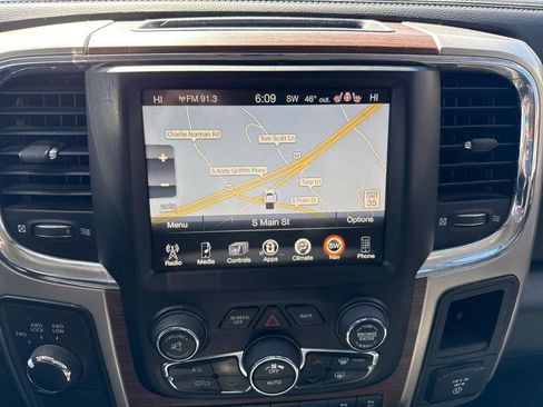 Used 2017 RAM 3500 Laramie image 10