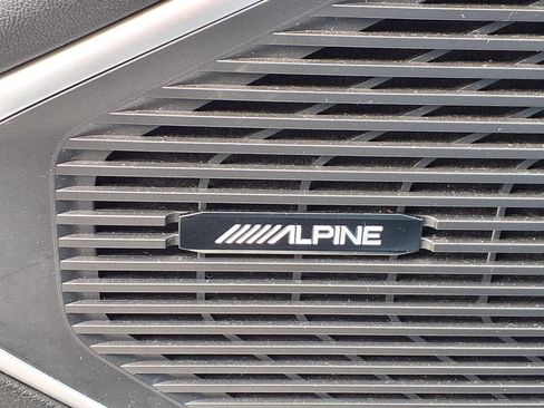 Used 2023 Jeep Wagoneer L Series II AWD/4WD image 22