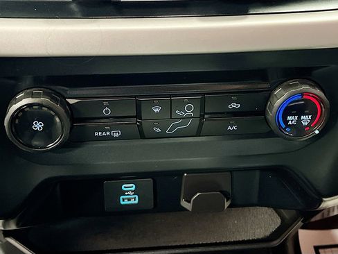 Used 2023 Ford F150 XL w/ XL Chrome Appearance Package image 15