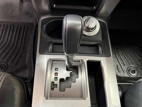 Used 2016 Toyota 4Runner SR5 image 22