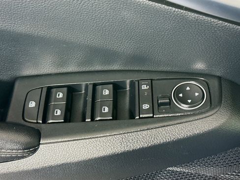 Used 2024 Kia Seltos SX w/ SX Sunroof Package AWD/4WD image 24