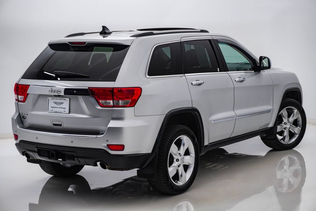 Used 2011 Jeep Grand Cherokee Overland AWD/4WD image 11