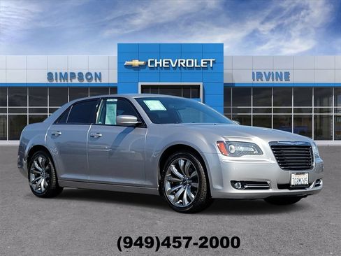 Used 2014 Chrysler 300 S RWD image 1