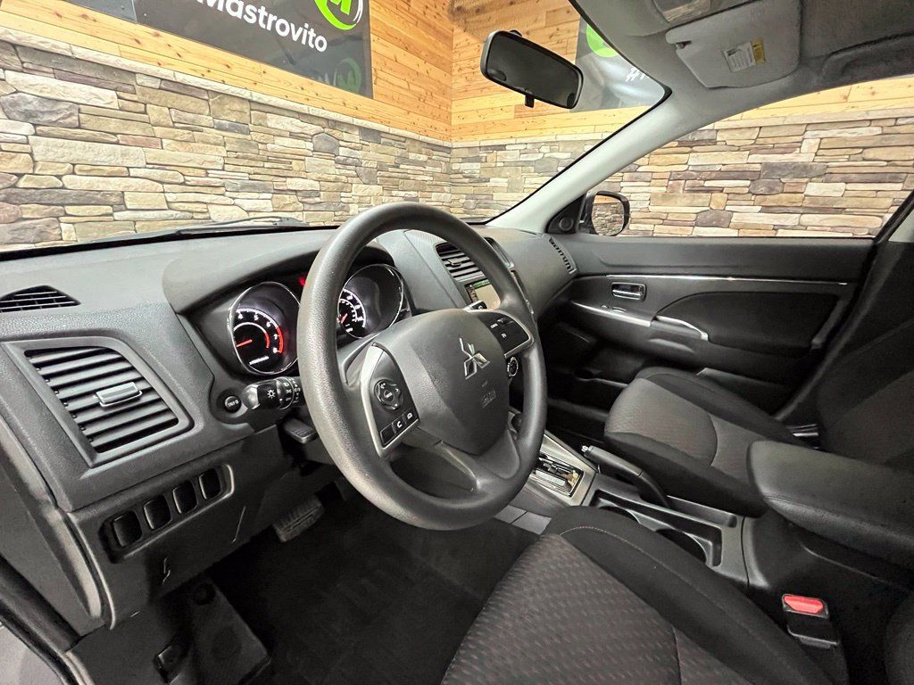 Used 2019 Mitsubishi Outlander Sport ES AWD/4WD image 23