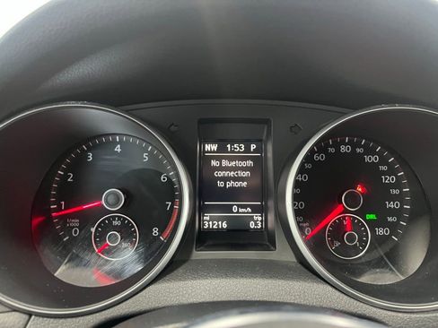 Used 2014 Volkswagen GTI Wolfsburg Edition image 20