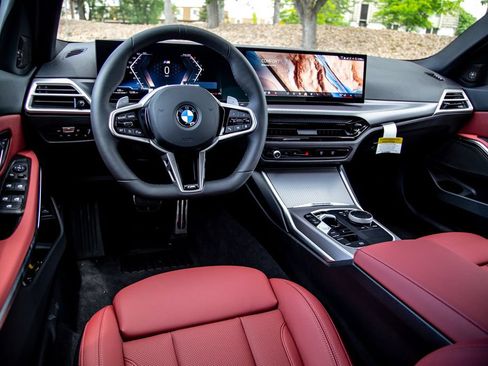 New 2026 BMW 330i xDrive Sedan w/ M Sport Package AWD/4WD image 9