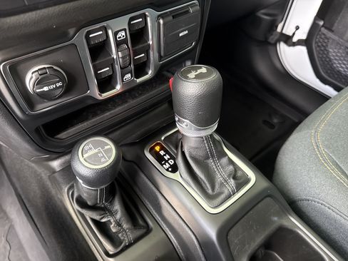 Used 2026 Jeep Wrangler Unlimited Sport AWD/4WD image 24