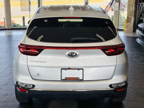 Used 2020 Kia Sportage LX AWD/4WD image 8