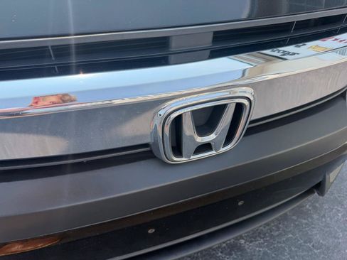 Used 2017 Honda Civic EX-T image 34