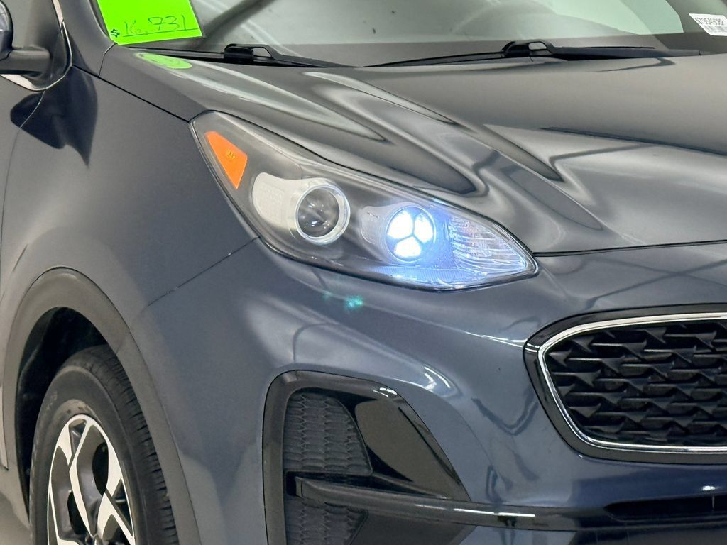 Used 2022 Kia Sportage LX FWD image 5