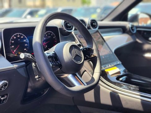 Used 2026 Mercedes-Benz GLC 300 4MATIC image 20