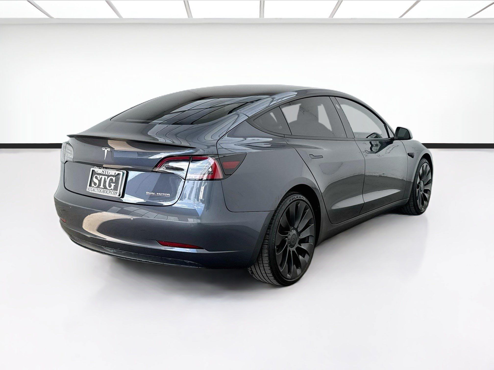 Used 2022 Tesla Model 3 Performance AWD/4WD image 4