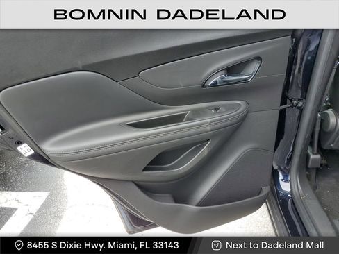 Used 2022 Buick Encore Preferred w/ Safety Package image 9