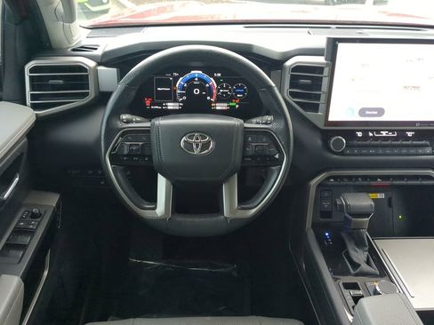 Used 2023 Toyota Sequoia Limited image 16