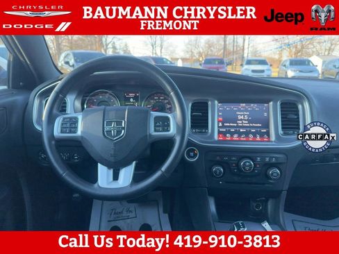 Used 2014 Dodge Charger SXT Plus RWD image 6