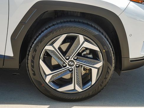 Used 2022 Hyundai Tucson Limited AWD/4WD image 11