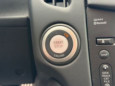 Used 2009 Nissan 370Z Touring w/ Sport Pkg RWD image 25