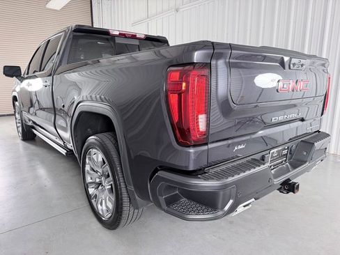 Used 2025 GMC Sierra 1500 Denali w/ Denali Reserve Package AWD/4WD image 9