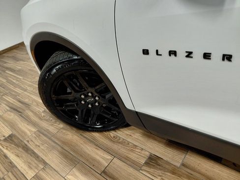 Used 2020 Chevrolet Blazer LT image 13