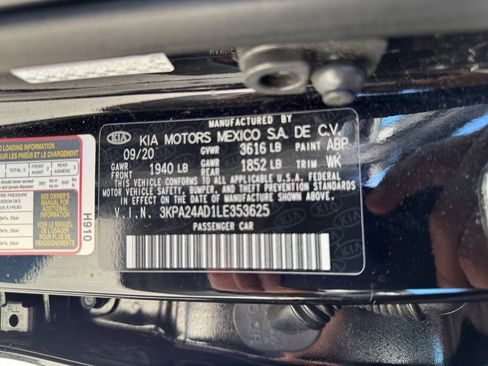 Used 2020 Kia Rio LX image 37